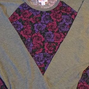 XL LuLaRoe Randy Tee